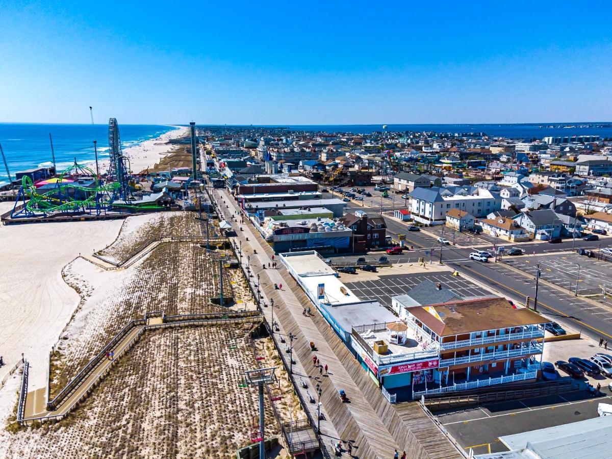 Boardwalk Hotel Charlee & Apartments Beach Hotel Oceanfront Seaside Heights Ngoại thất bức ảnh