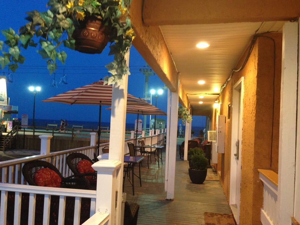 Boardwalk Hotel Charlee & Apartments Beach Hotel Oceanfront Seaside Heights Ngoại thất bức ảnh