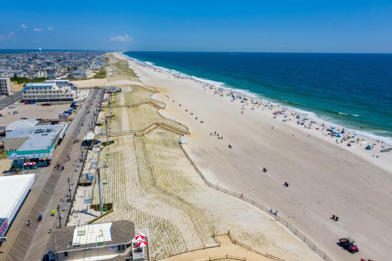 Boardwalk Hotel Charlee & Apartments Beach Hotel Oceanfront Seaside Heights Ngoại thất bức ảnh