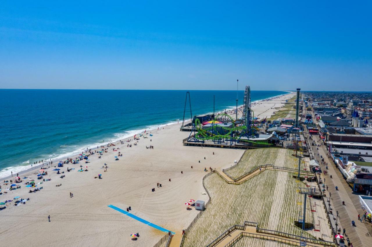 Boardwalk Hotel Charlee & Apartments Beach Hotel Oceanfront Seaside Heights Ngoại thất bức ảnh